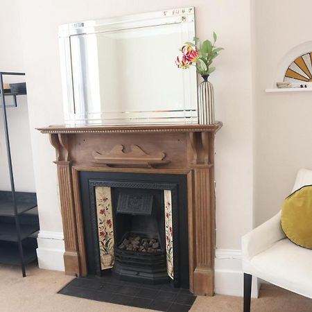 Inviting You To Your Home From Home 10 Minutes From Stratford Westfield London Exterior photo