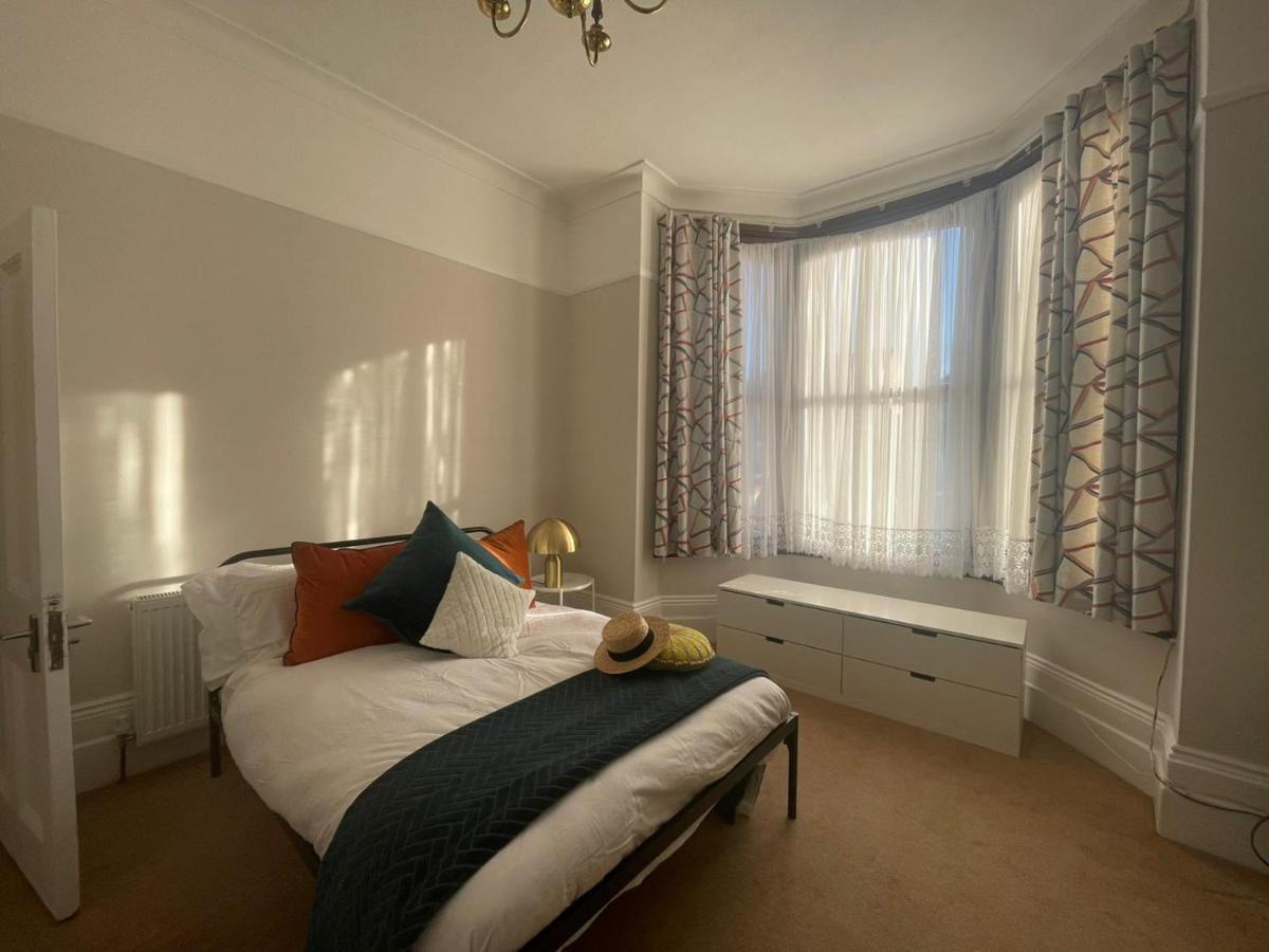 Inviting You To Your Home From Home 10 Minutes From Stratford Westfield London Exterior photo