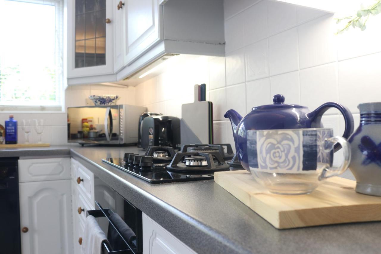 Inviting You To Your Home From Home 10 Minutes From Stratford Westfield London Exterior photo